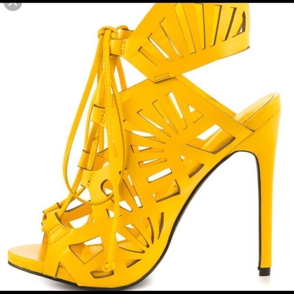Privileged Shoes - Lace up cutout heel by Privileged, sz 9, NWT/box